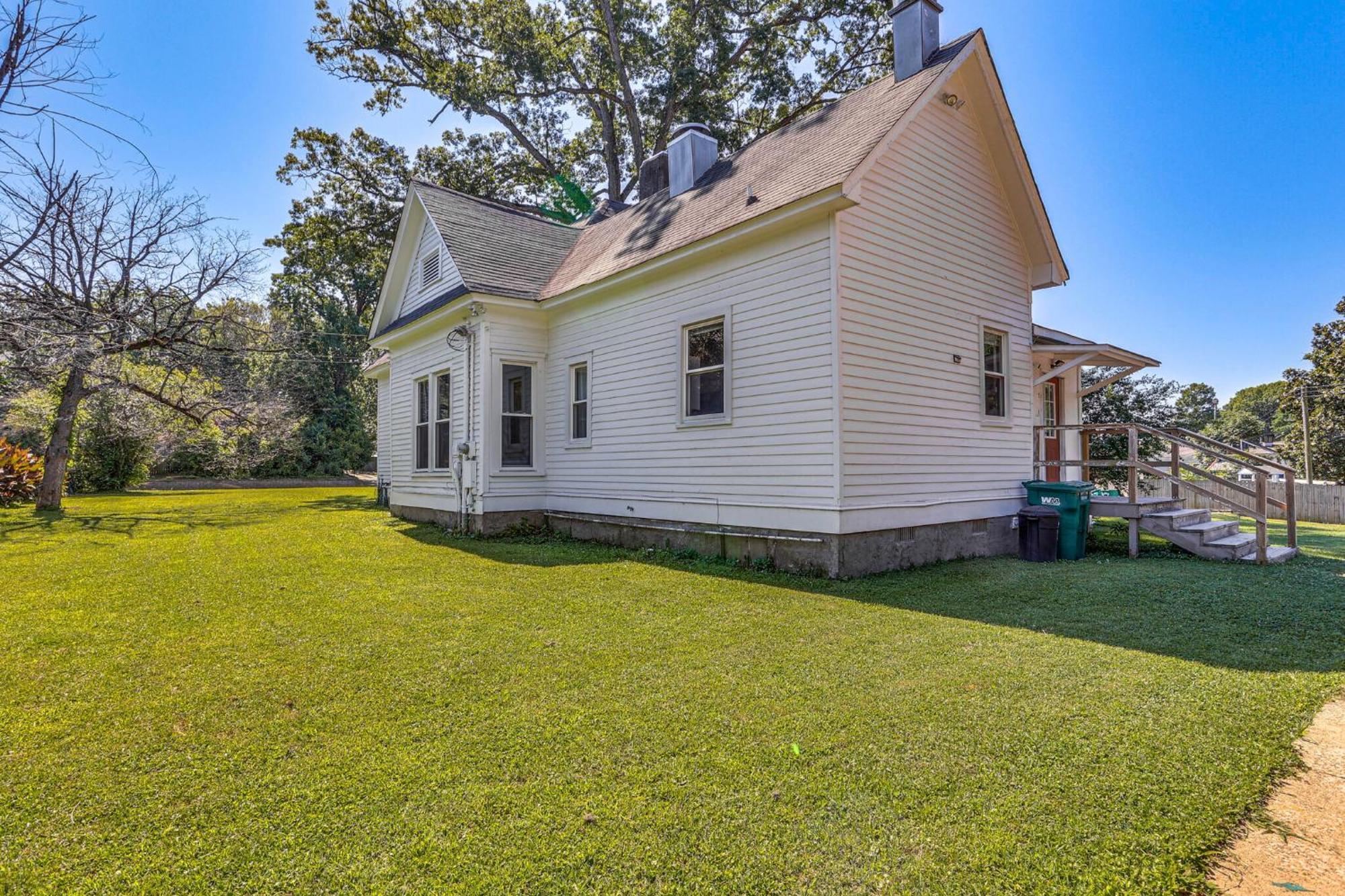 Historic Highland-Game Room & King Beds Entire Home Jackson Bagian luar foto