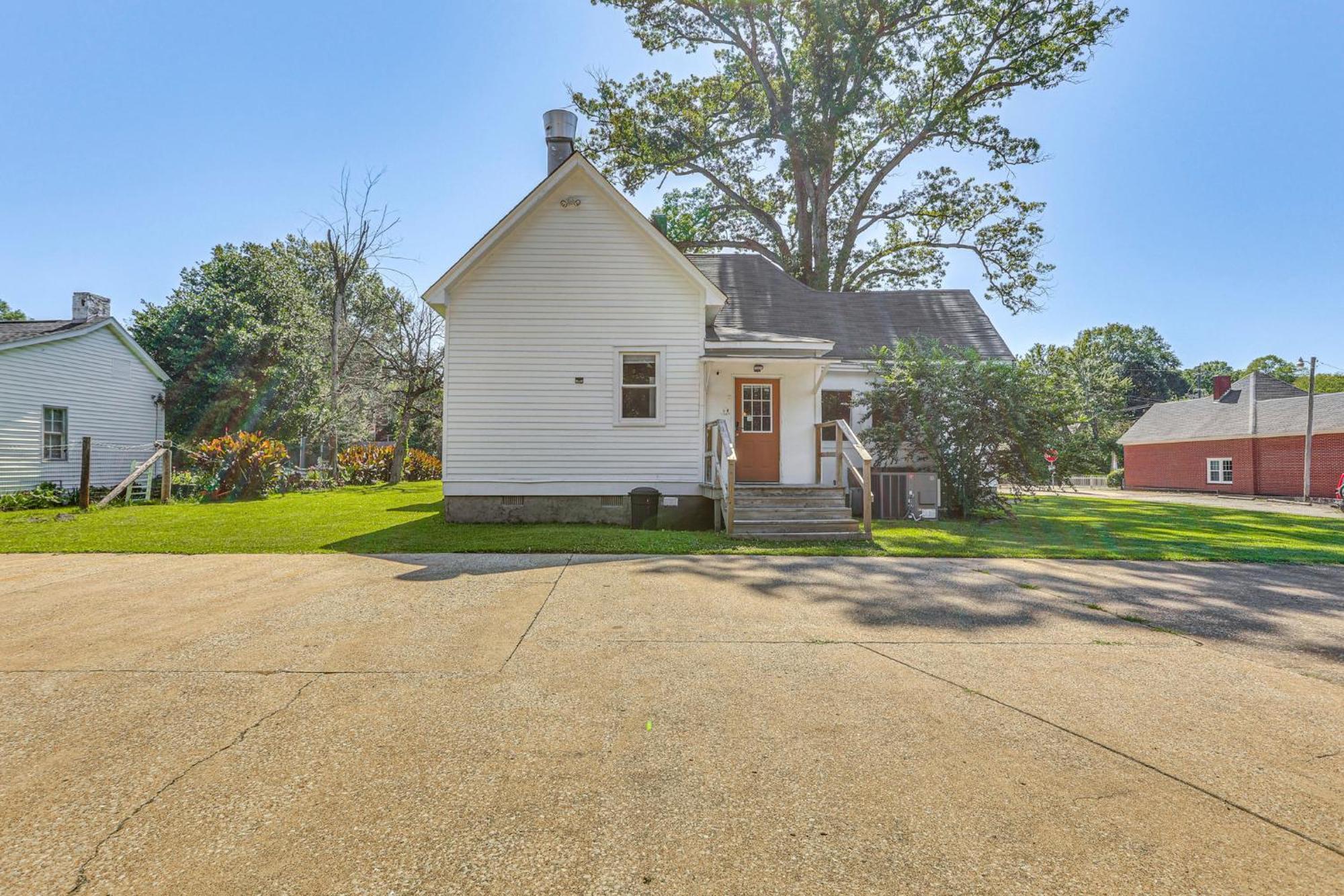 Historic Highland-Game Room & King Beds Entire Home Jackson Bagian luar foto