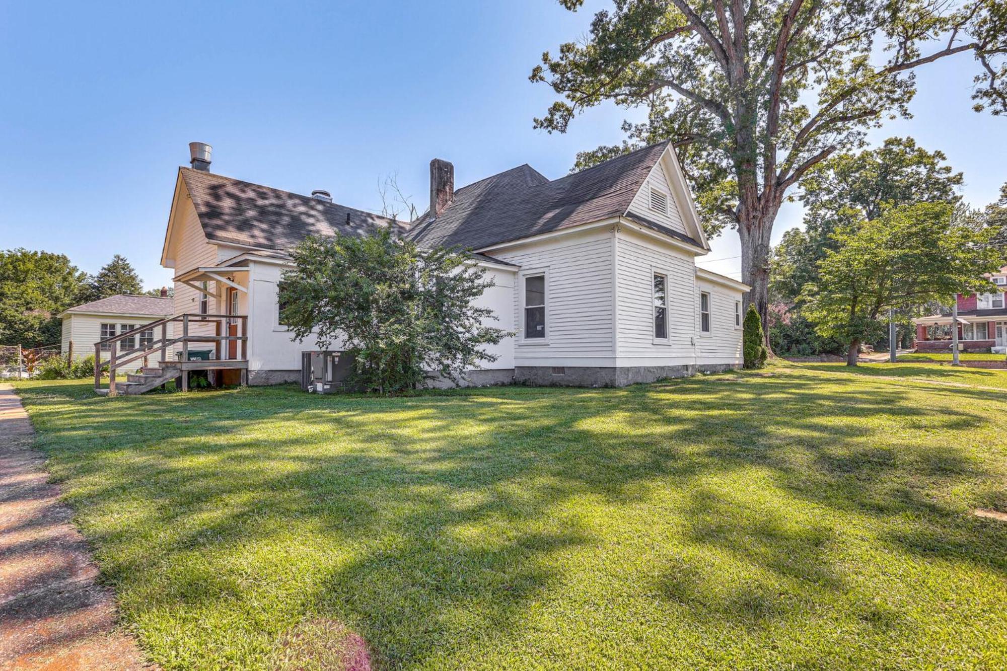 Historic Highland-Game Room & King Beds Entire Home Jackson Bagian luar foto