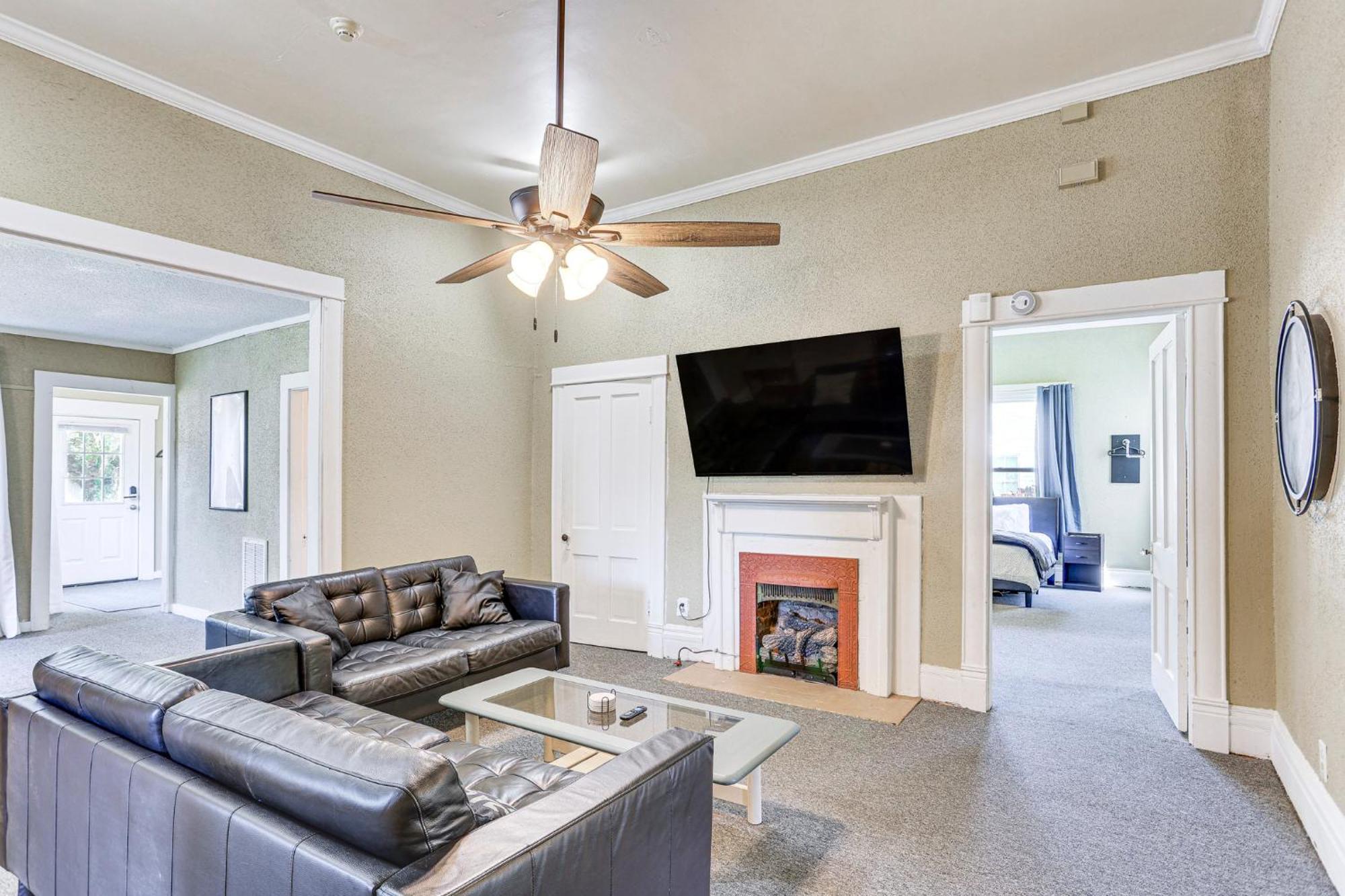 Historic Highland-Game Room & King Beds Entire Home Jackson Bagian luar foto